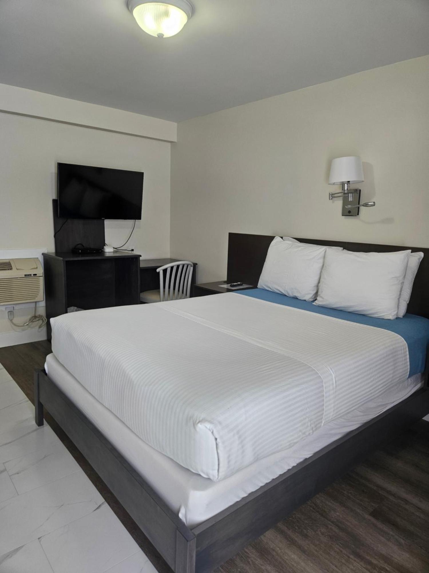 Leelas Villa Inn Flesherton Esterno foto