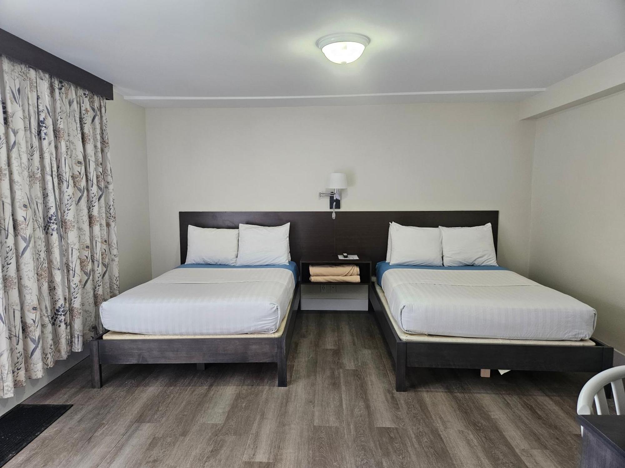 Leelas Villa Inn Flesherton Esterno foto