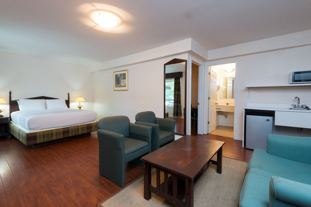 Leelas Villa Inn Flesherton Esterno foto